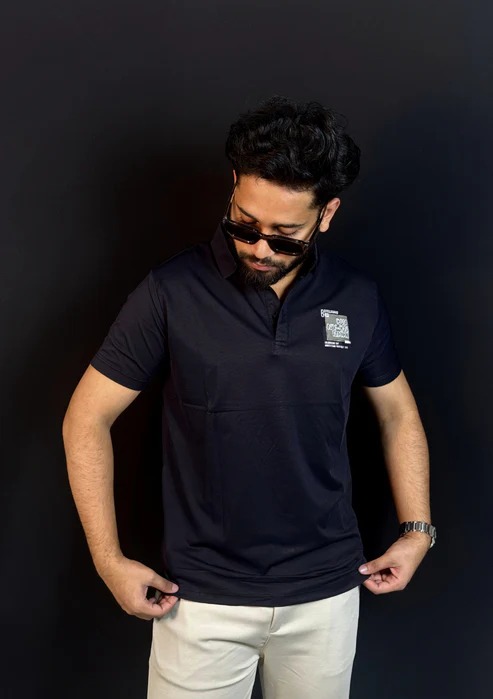 কালো কালার পোলো টি-শার্ট-MKKI